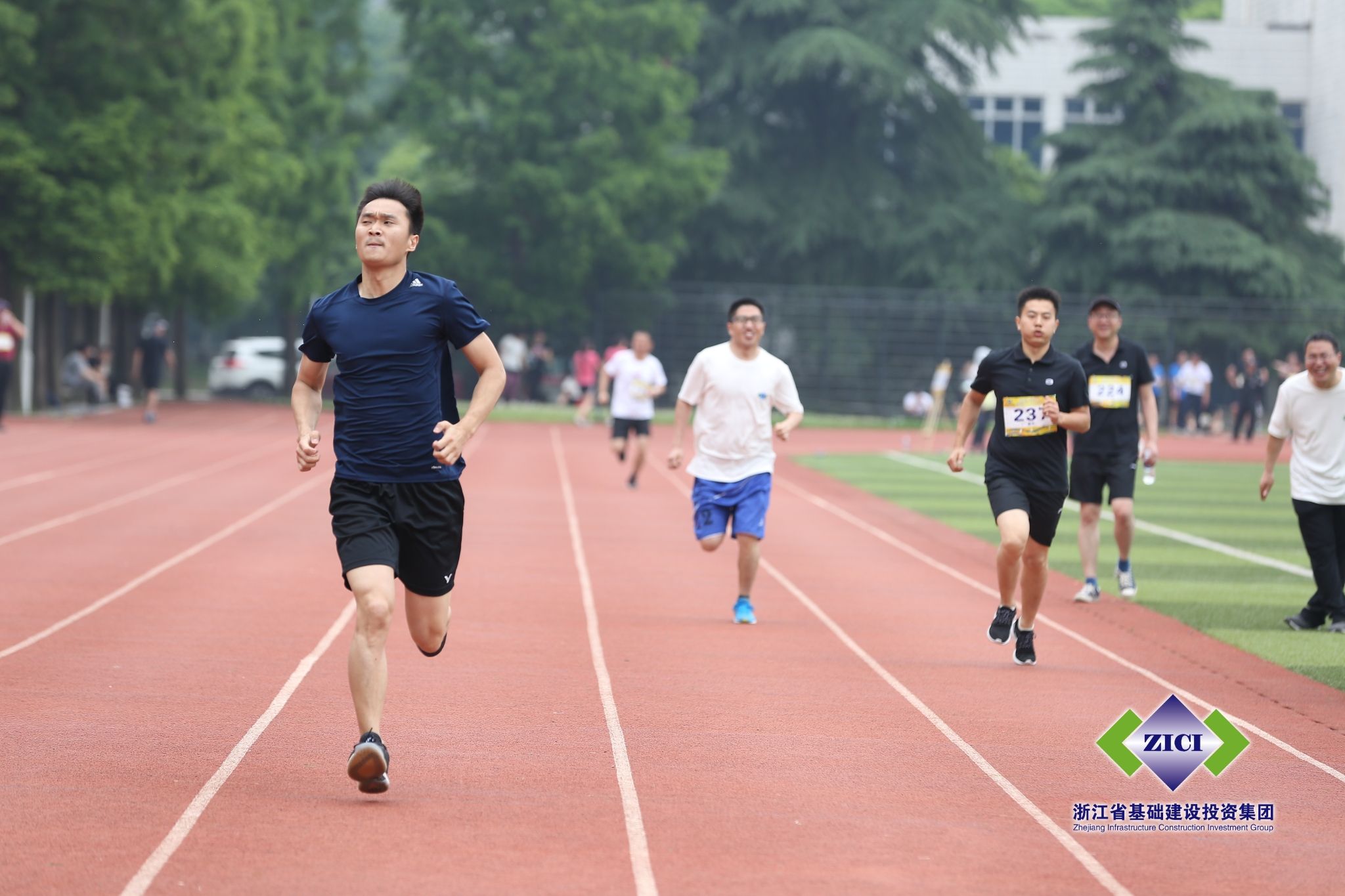 15262801921413541Hms.jpg 6330968.jpg