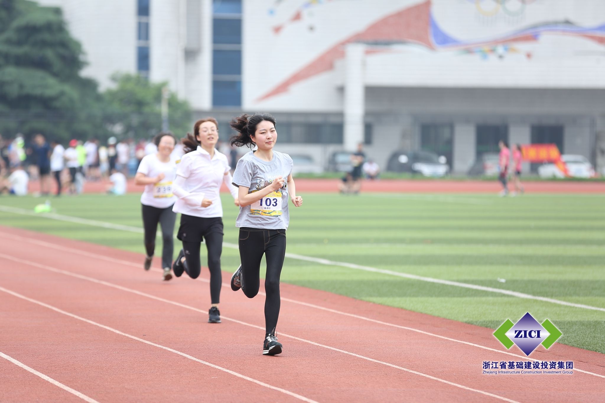 1526280213313931MClM.jpg 6339117.jpg