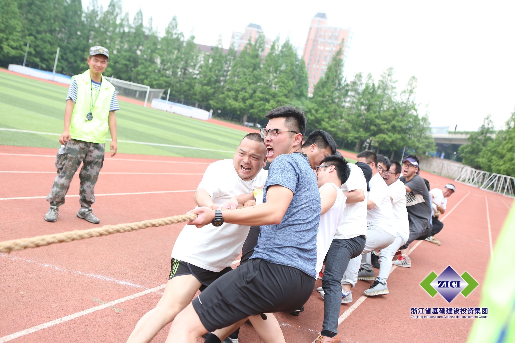 1526280853680975MOwH.jpg 6345250.jpg