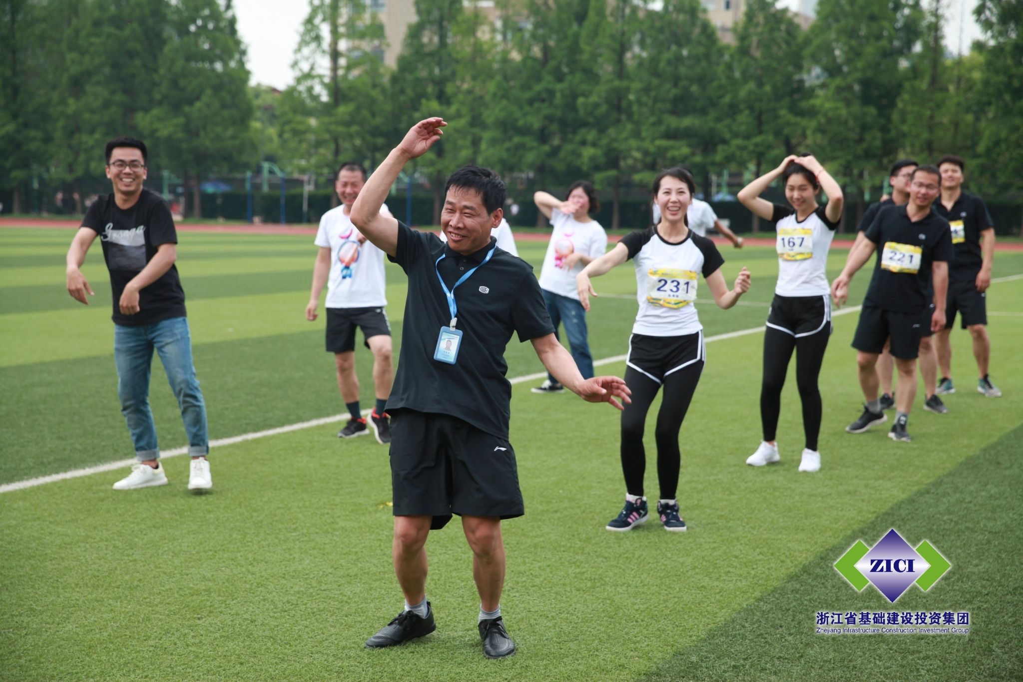 15262809728381026BTQ.jpg 6345485.jpg