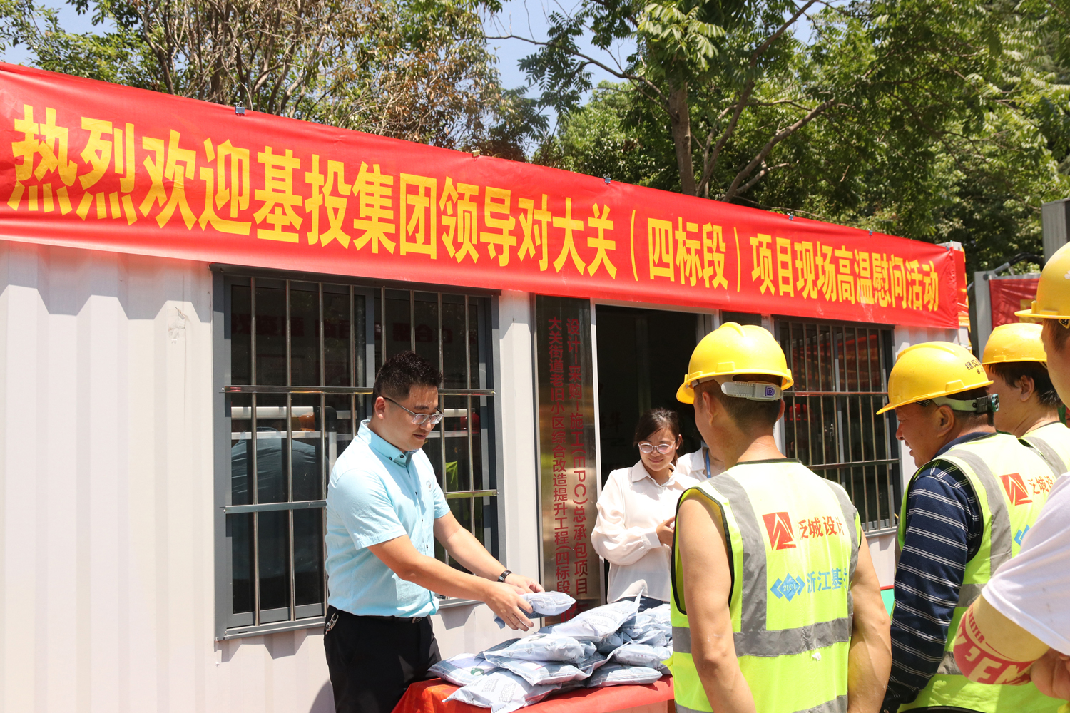 1599445711741596OxA5.jpg IMG_0434.jpg